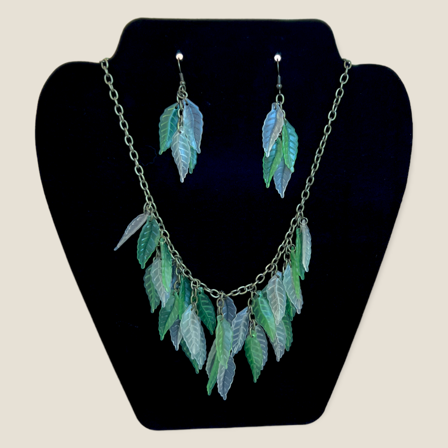 Leaf Earring and Necklace Set